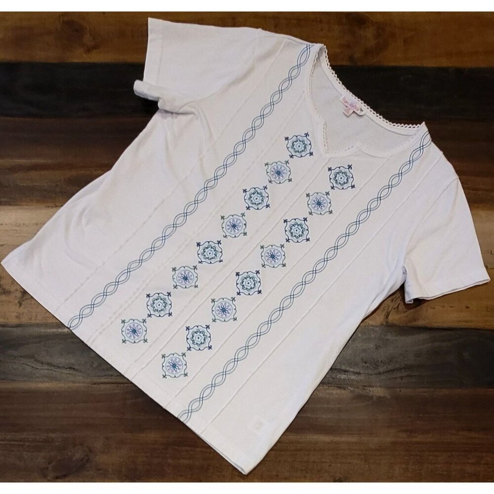 Palm Harbor Blouse V-Neck Lace Embellished Embroidered Stitch Pattern Small